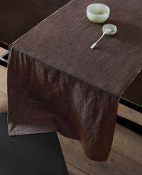 TABLE RUNNER 01