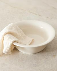 PLAIN EARTHENWARE BOWL