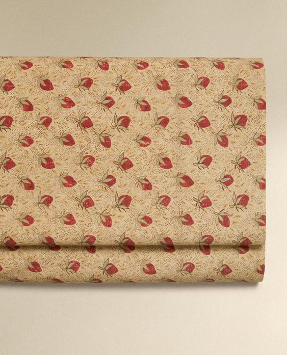 DRAP DE DESSUS PERCALE FRAISES | KATHARINE POLE