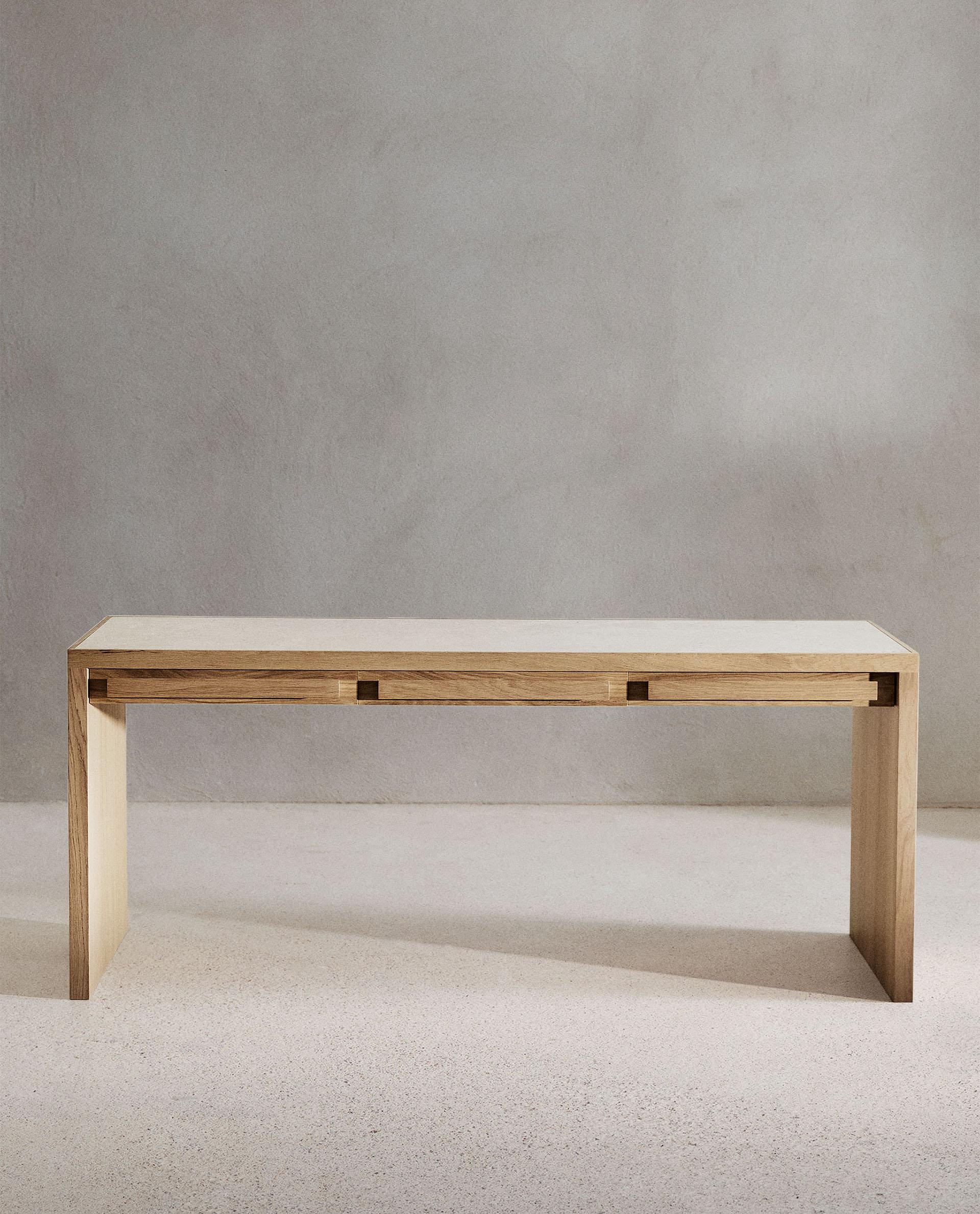 Elegant DESK 02 - Noble Wood & Stone Design