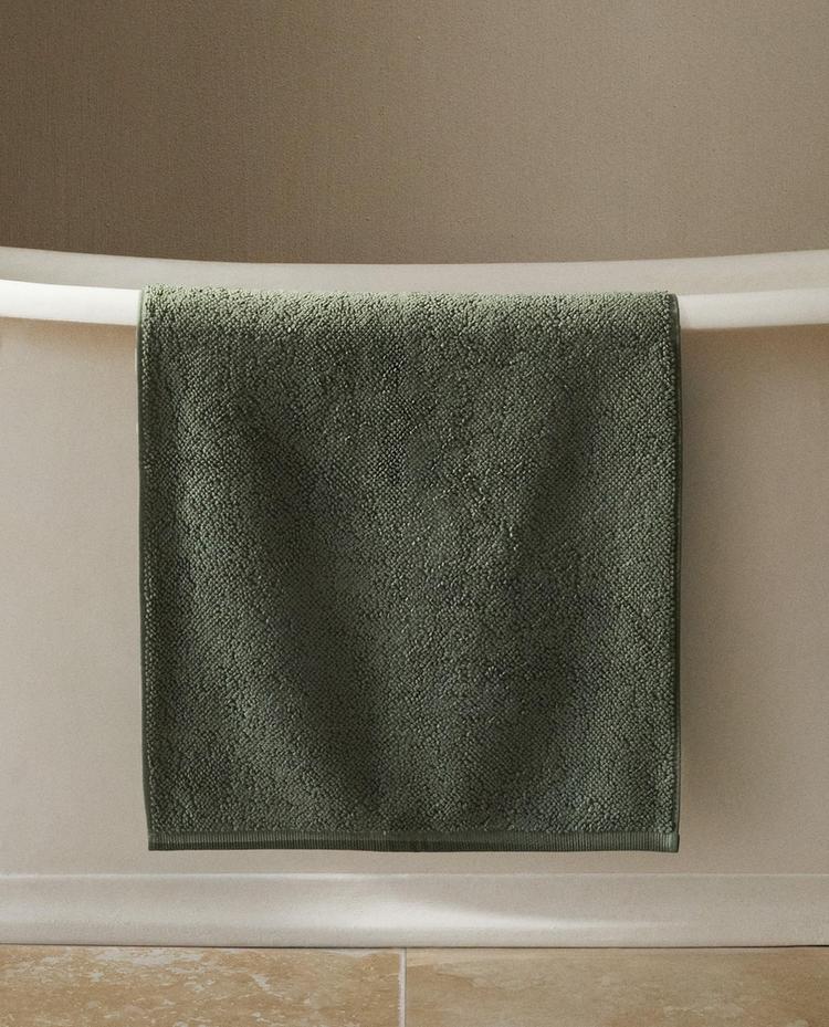 PLAIN BATH MAT