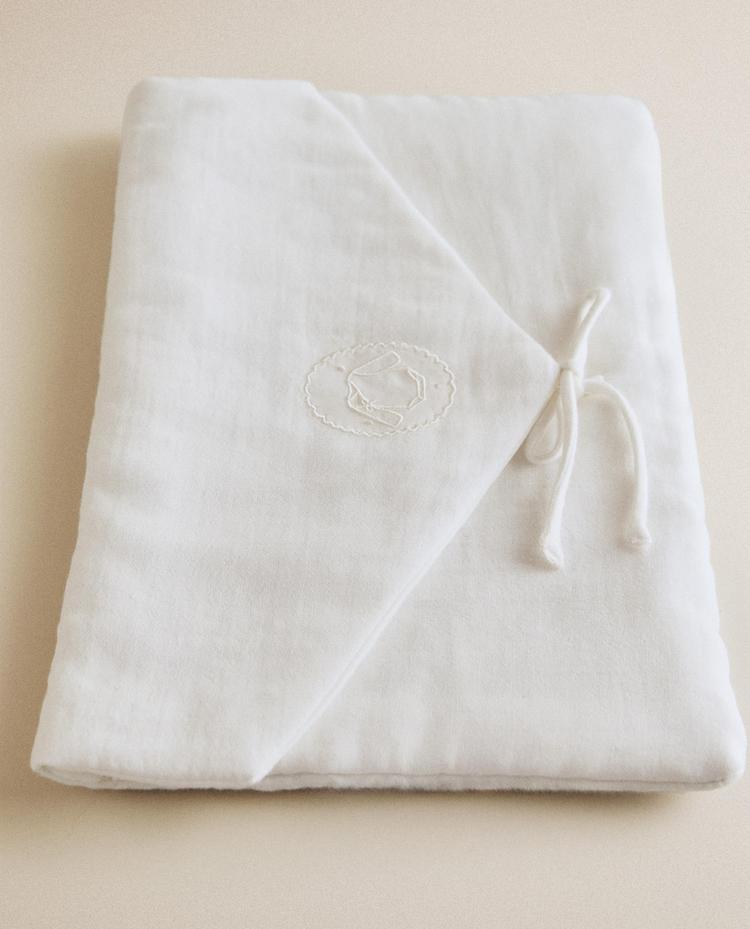 POCHETTE DE RANGEMENT LINGE ENFANT BRODÉE