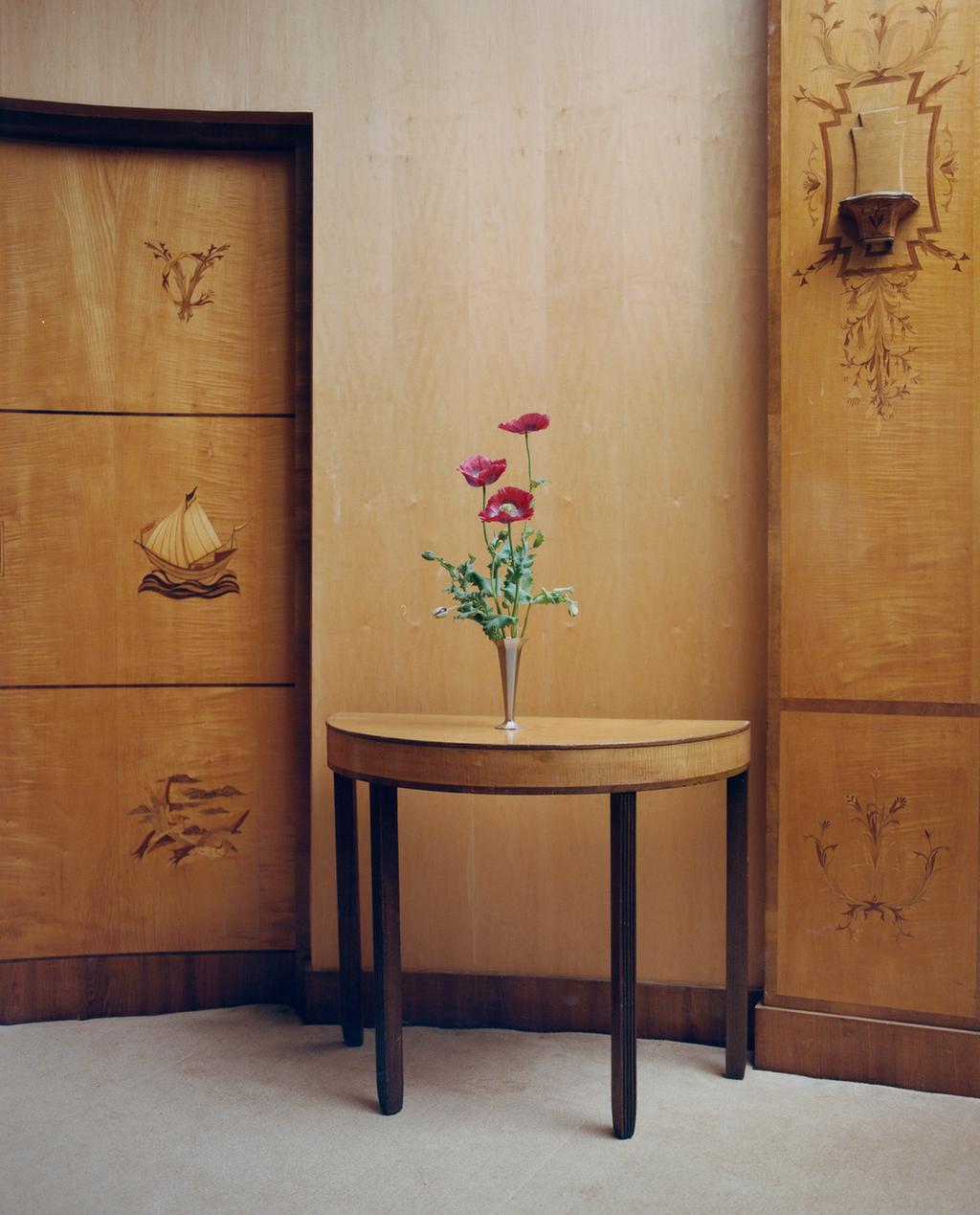 LARGE FACETED VASE | STUDIO MARY LENNOX