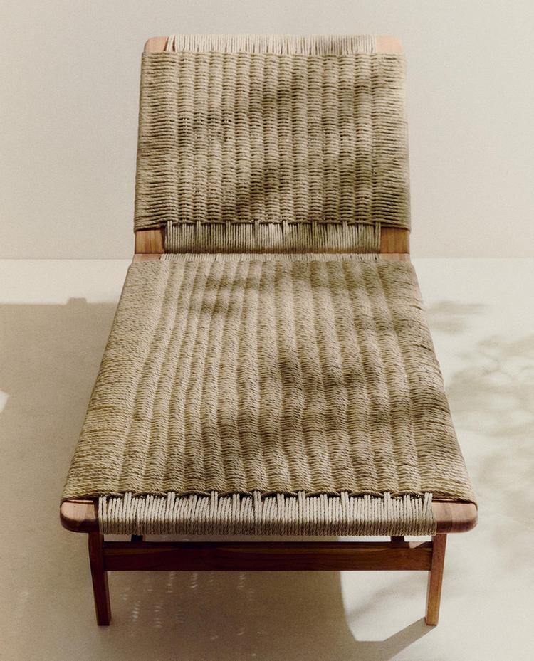 TEAK OUTDOOR LOUNGER