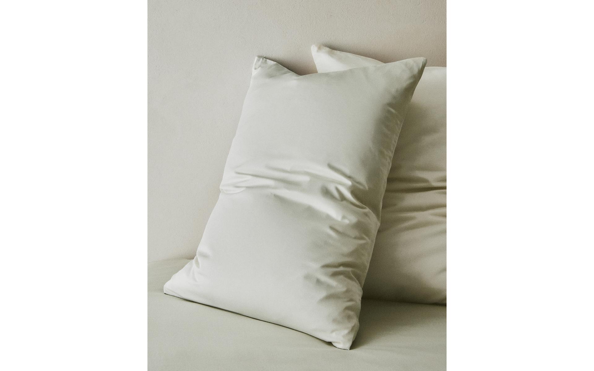 غطاء وسادة من الساتين المغسول (300 خيط في البوصة)