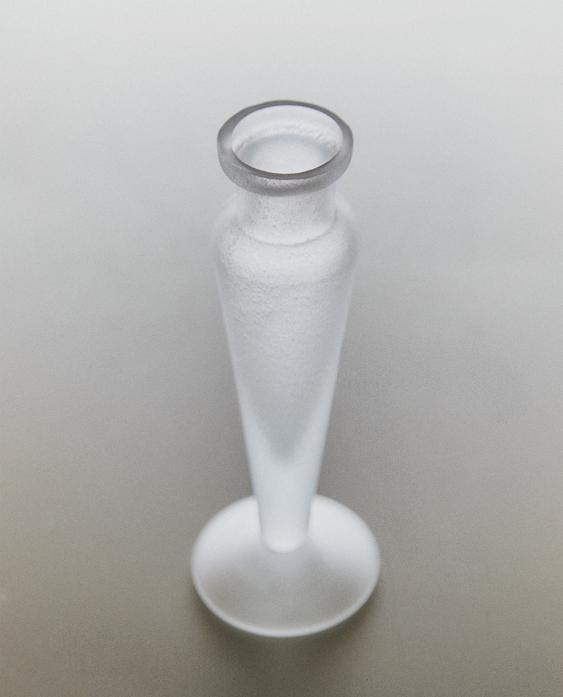 OPAQUE GLASS CANDLESTICK I COLIN KING