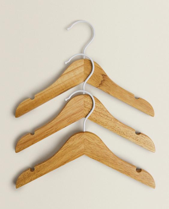 PACK OF WOODEN BABY HANGERS (PACK OF 3) PACK OF WOODEN BABY HANGERS (PACK OF 3)