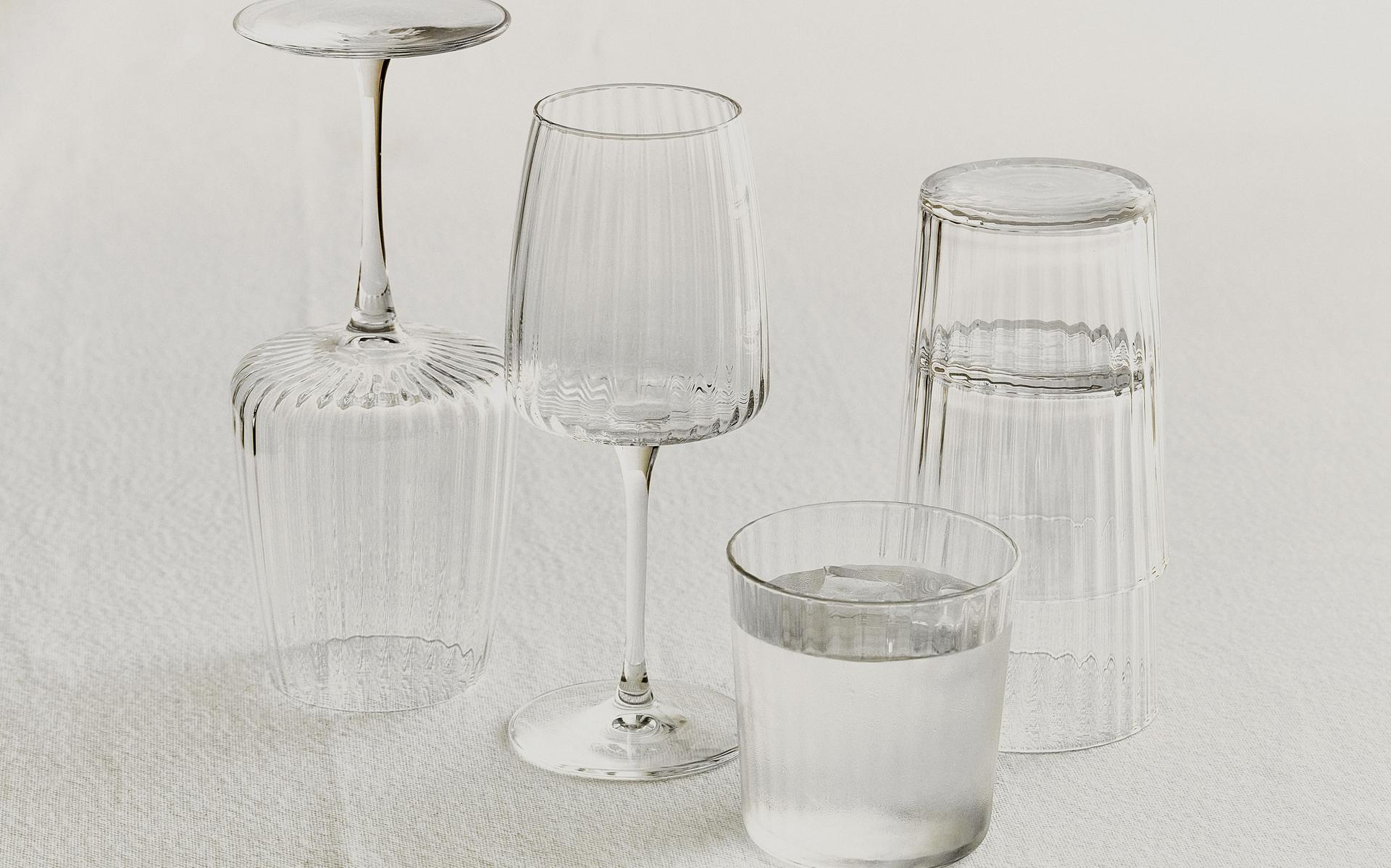 LINES DESIGN TUMBLER SET