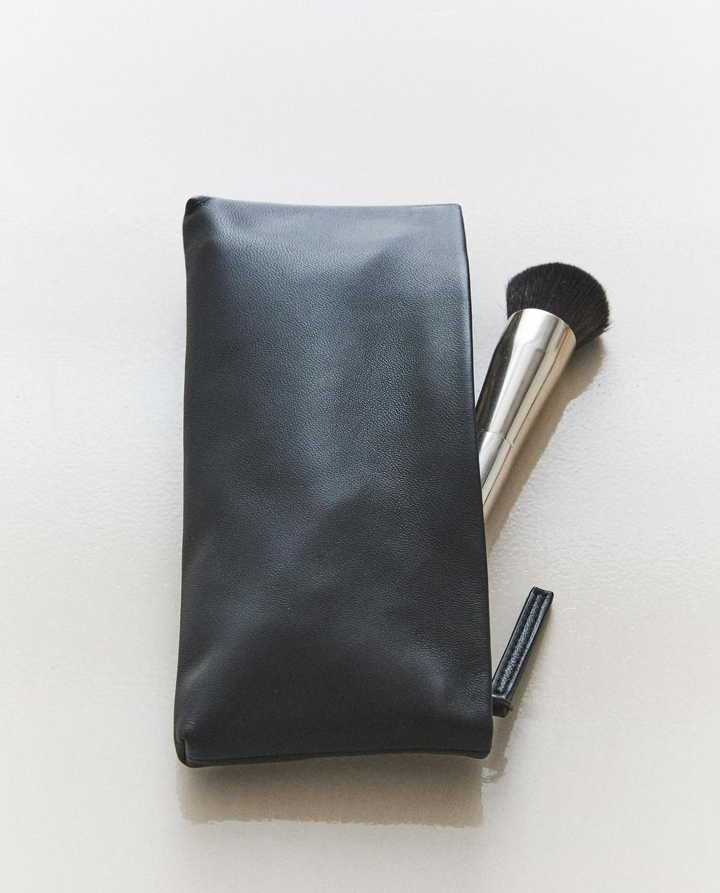 ESTUCHE PORTAOBJETOS PIEL