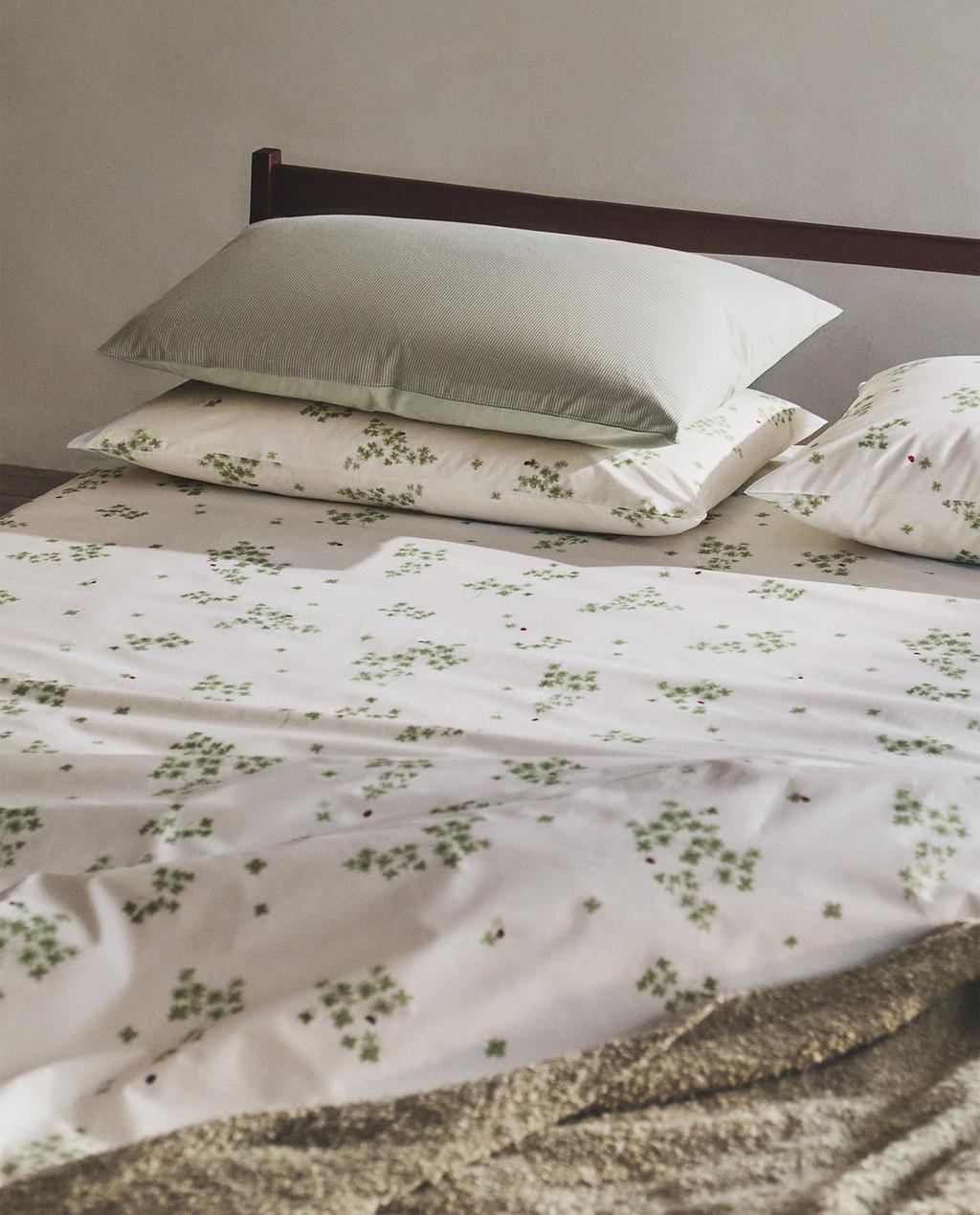 CLOVER AND LADYBIRD COTTON DUVET COVER