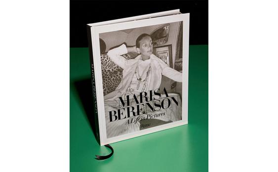 MARISA BERENSON: A LIFE IN PICTURES BOOK (ENGLISH)
