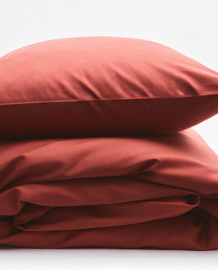 SATEEN BEDDING WITH TRIM (300 THREAD COUNT)