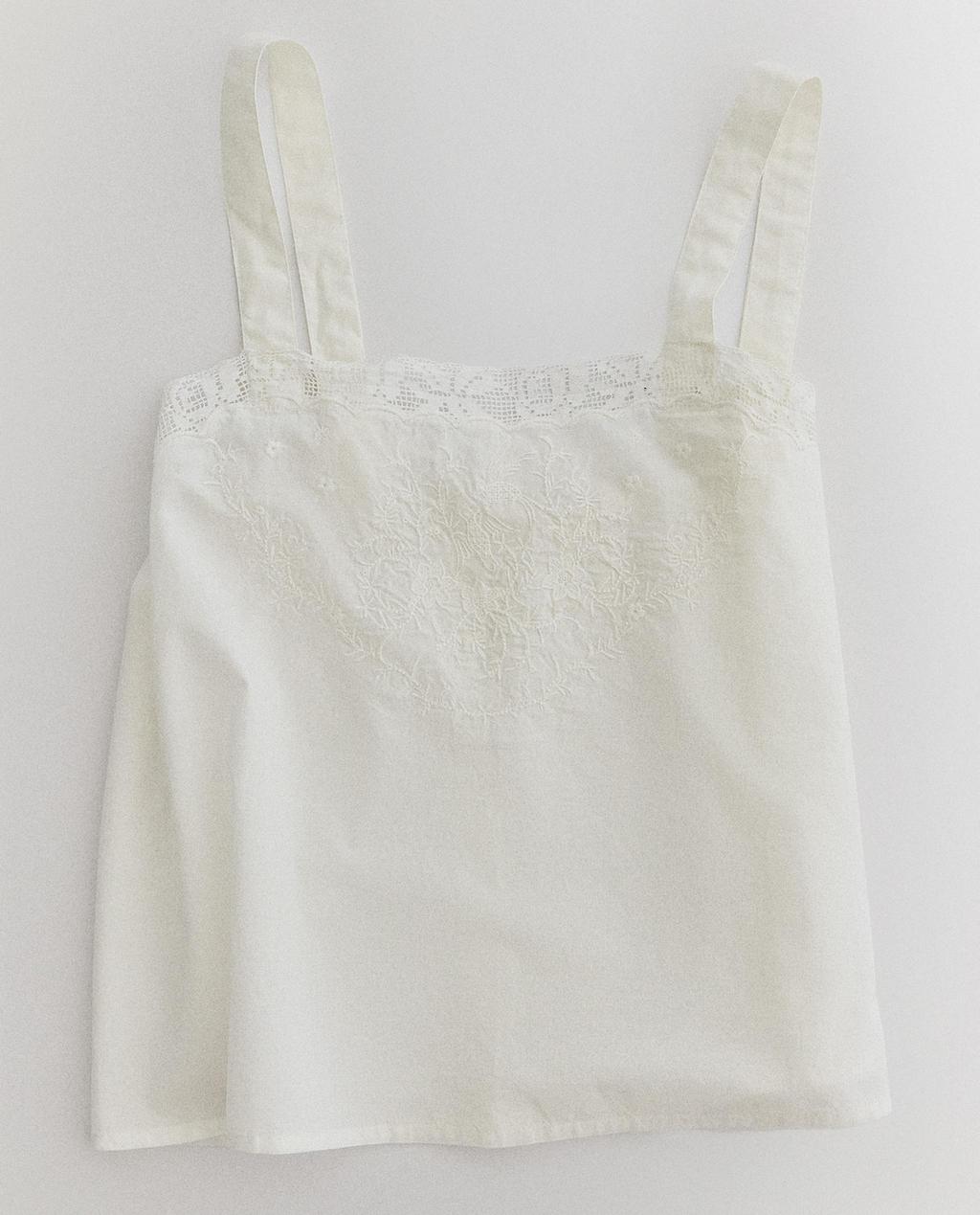 TOP EN COTON BRODÉ