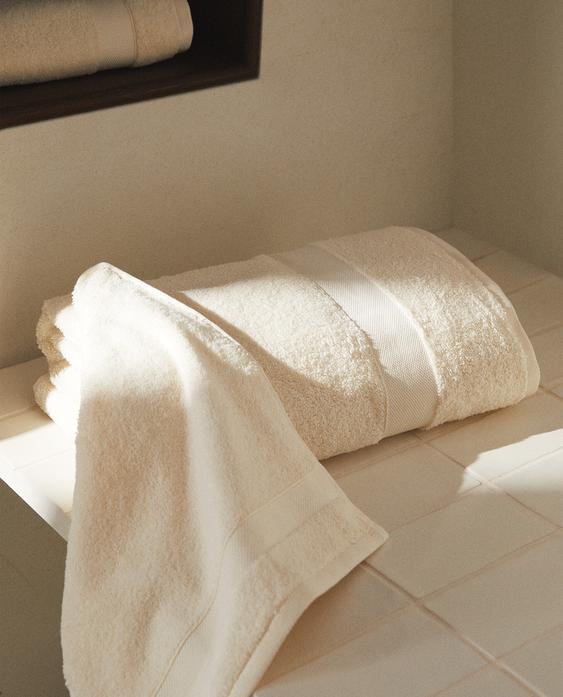 SERVIETTE DE BAIN COTON PREMIUM (600 G/M²)