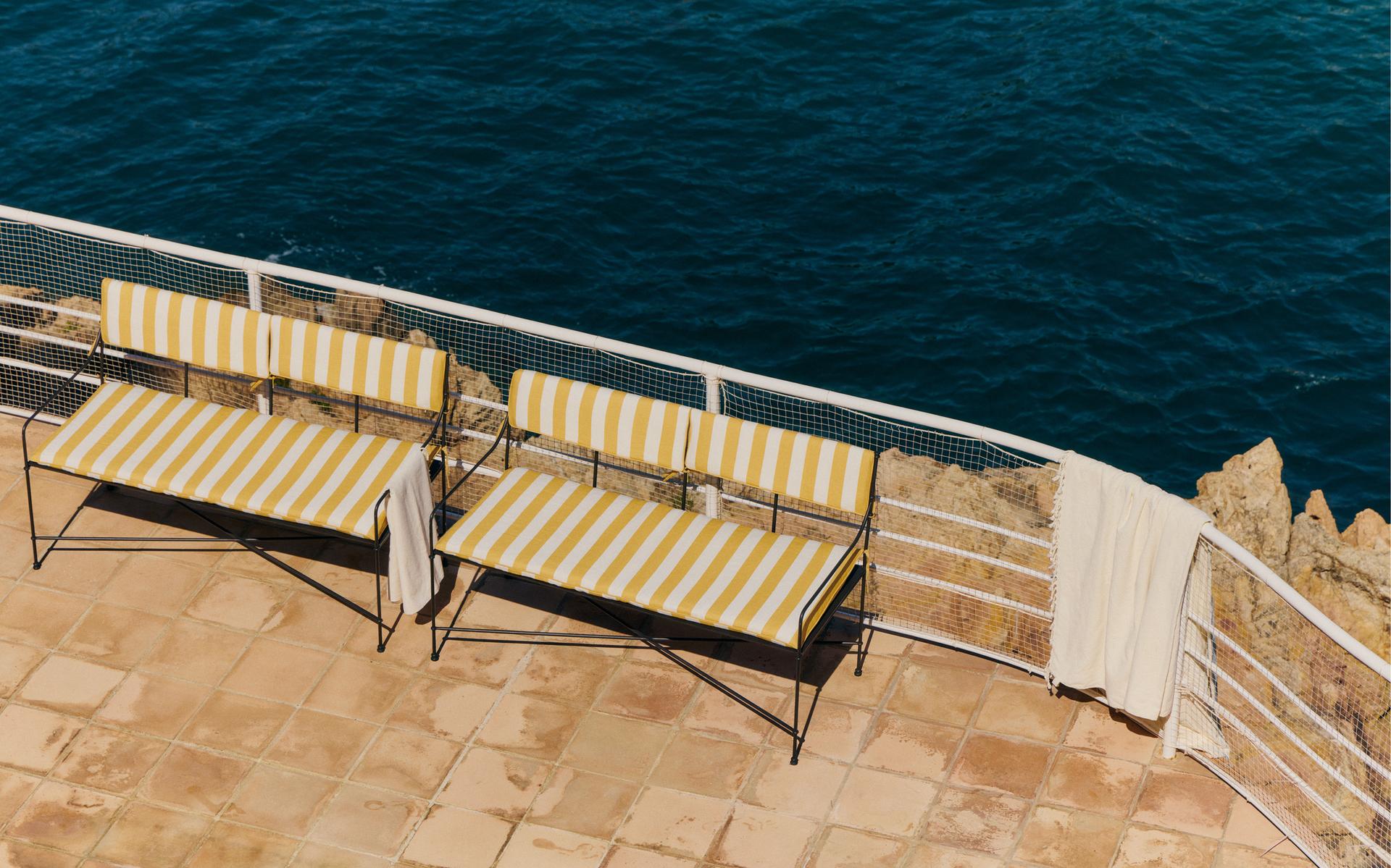 FORGED METAL BENCH AND STRIPED CUSHIONS