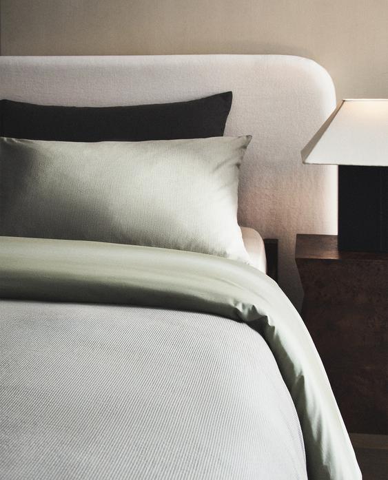 STRIPED SEERSUCKER DUVET COVER