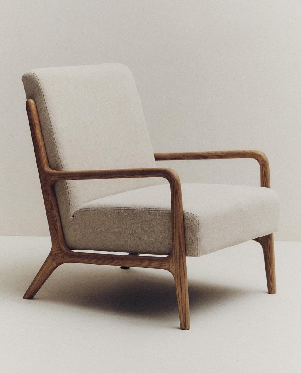 ASH WOOD AND LINEN ACCENT CHAIR