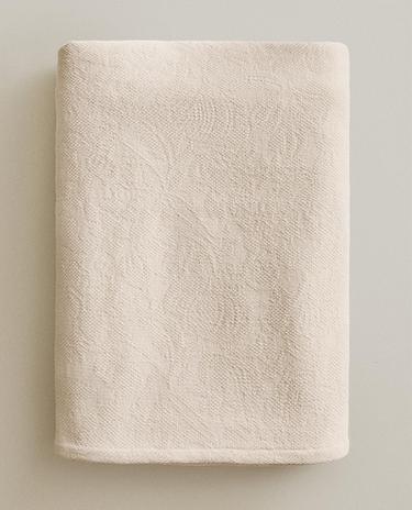 CHENILLE JACQUARD THROW
