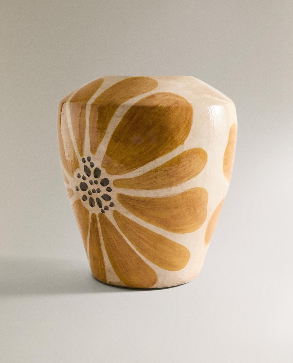 TERRACOTTA FLORAL VASE