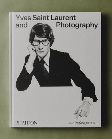 KSIĄŻKA YVES SAINT LAURENT AND PHOTOGRAPHY (ANGIELSKI)
