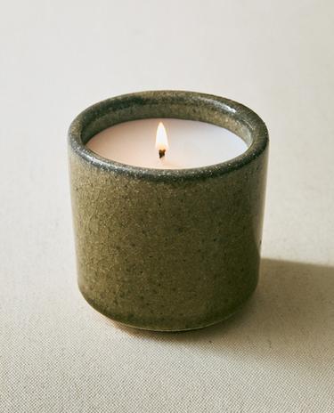 (125 G) BOUGIE PARFUMÉE CAFÉ AMBRE