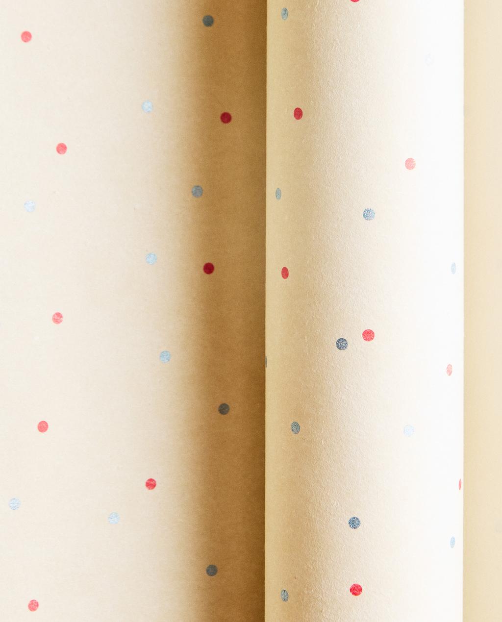 PAPEL DE PRESENTE COM PONTOS