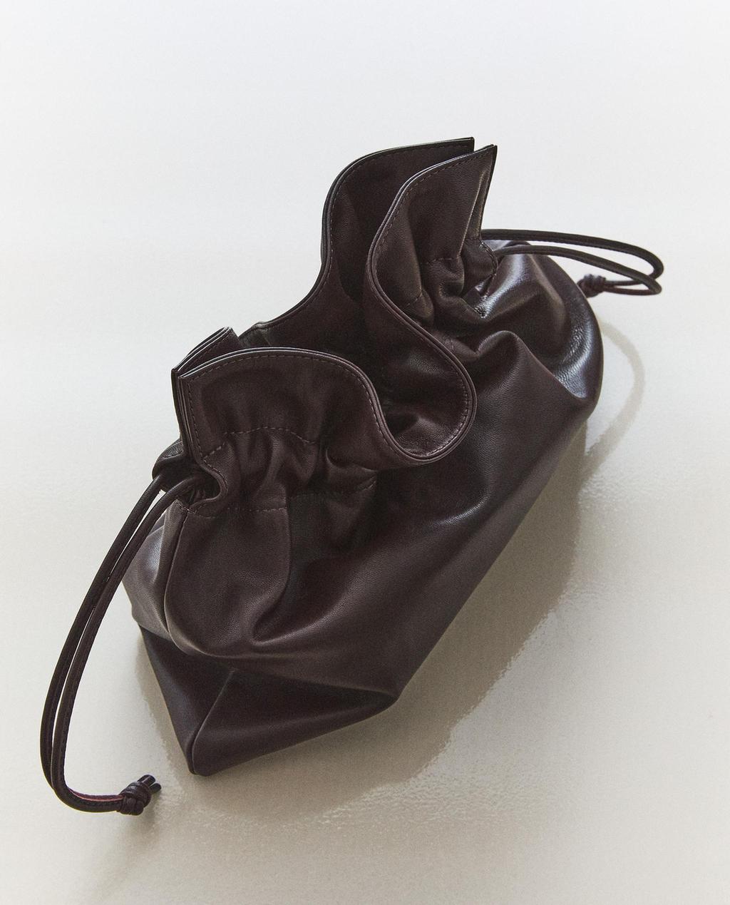 POCHETTE EN CUIR