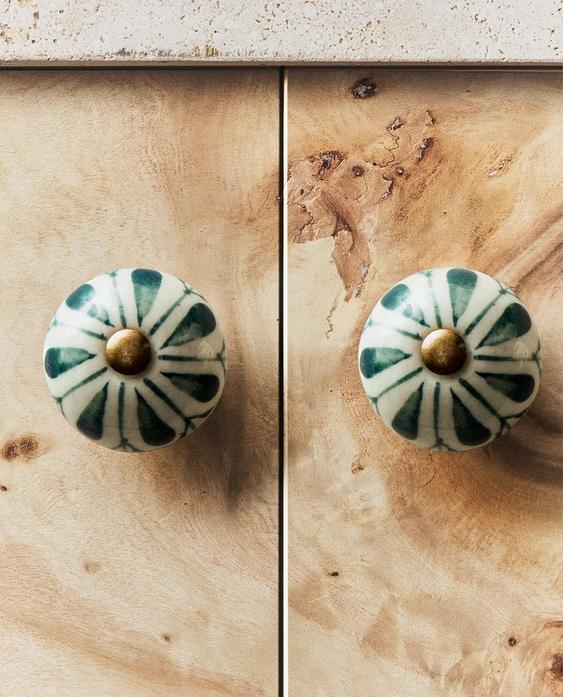 PACK OF CERAMIC FLOWER DOOR KNOBS (PACK OF 2)