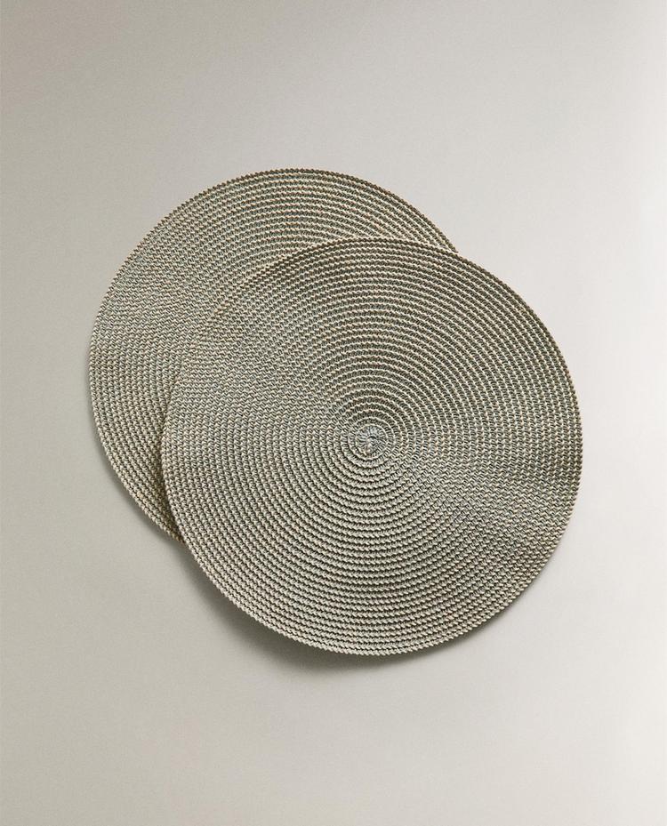 PACK OF PAPER PLACEMATS (PACK OF 2)