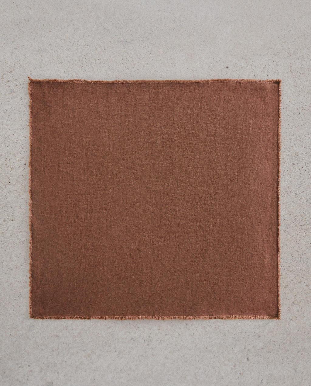 NAPKIN 01