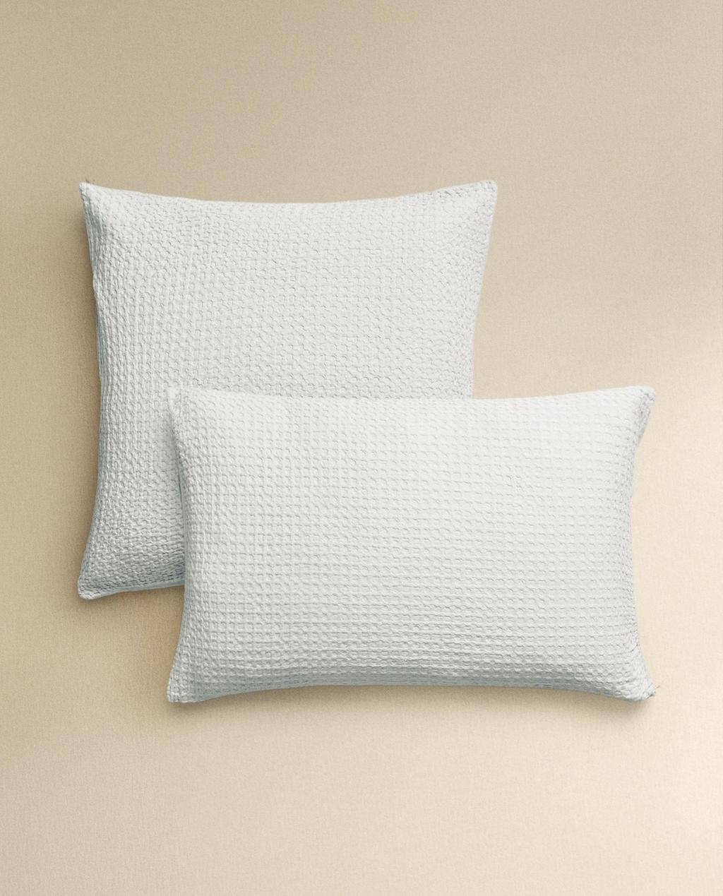 WAFFLE-KNIT PILLOWCASE
