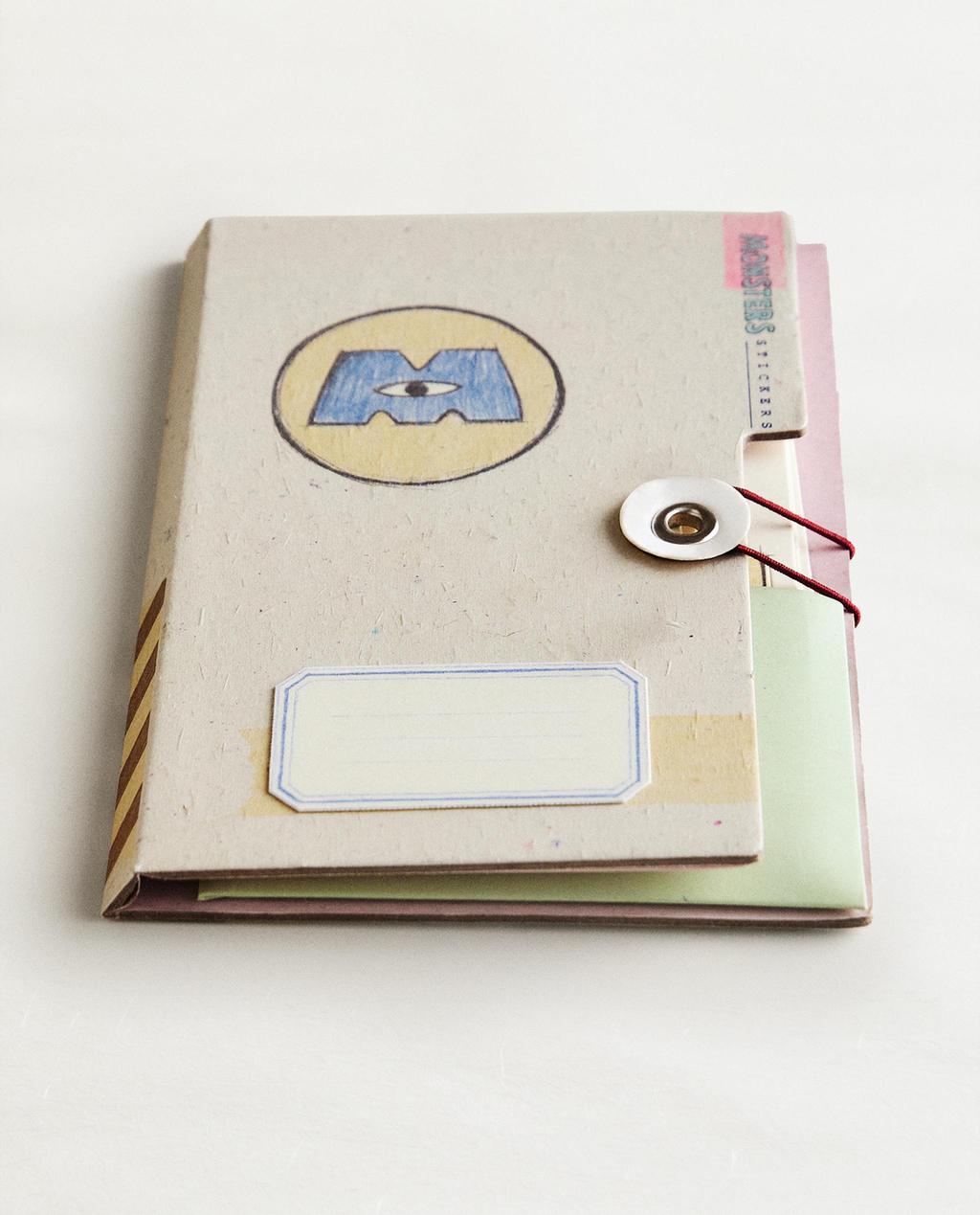 CARPETA PEGATINAS INFANTIL&nbsp;MONSTRUOS, S.A. ©DISNEY/PIXAR