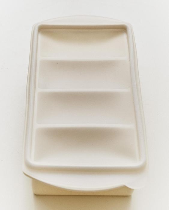 RECIPIENTE IN SILICONE CON SCOMPARTI