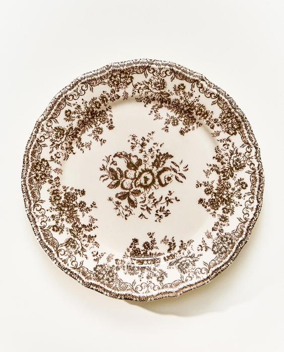 Assiette a dessert