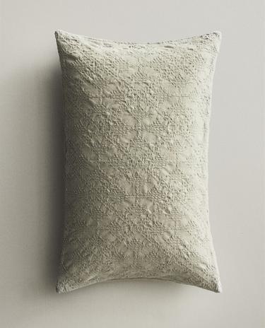 JACQUARD CUSHION COVER