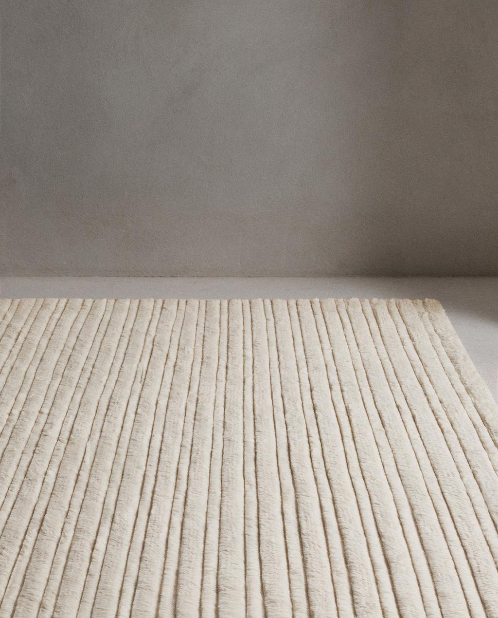 TAPIS RAYURES LAINE