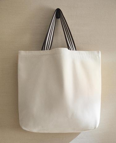 TAS TOTE KAIN GARIS DAPAT DIBOLAK-BALIK