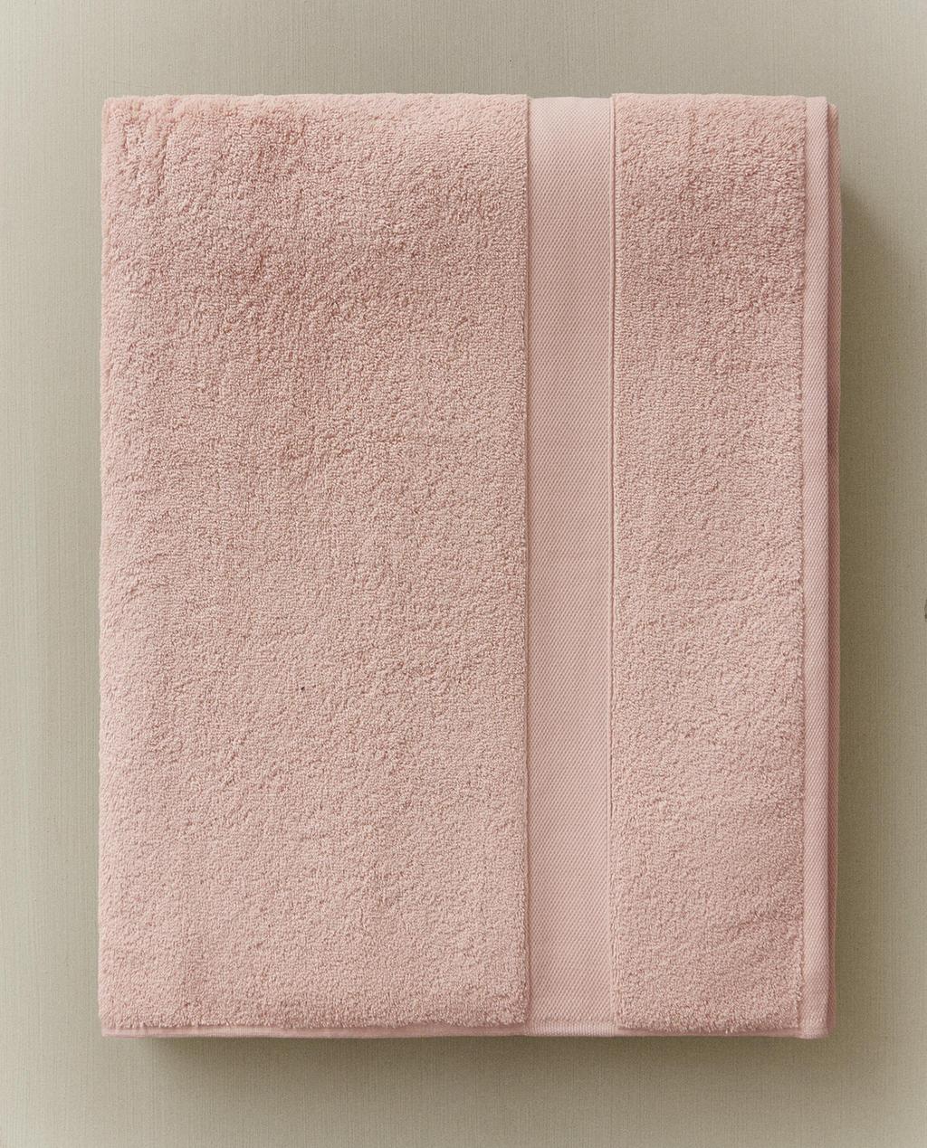 TOALLA BAÑO ALGODÓN PREMIUM (600 GXM²)