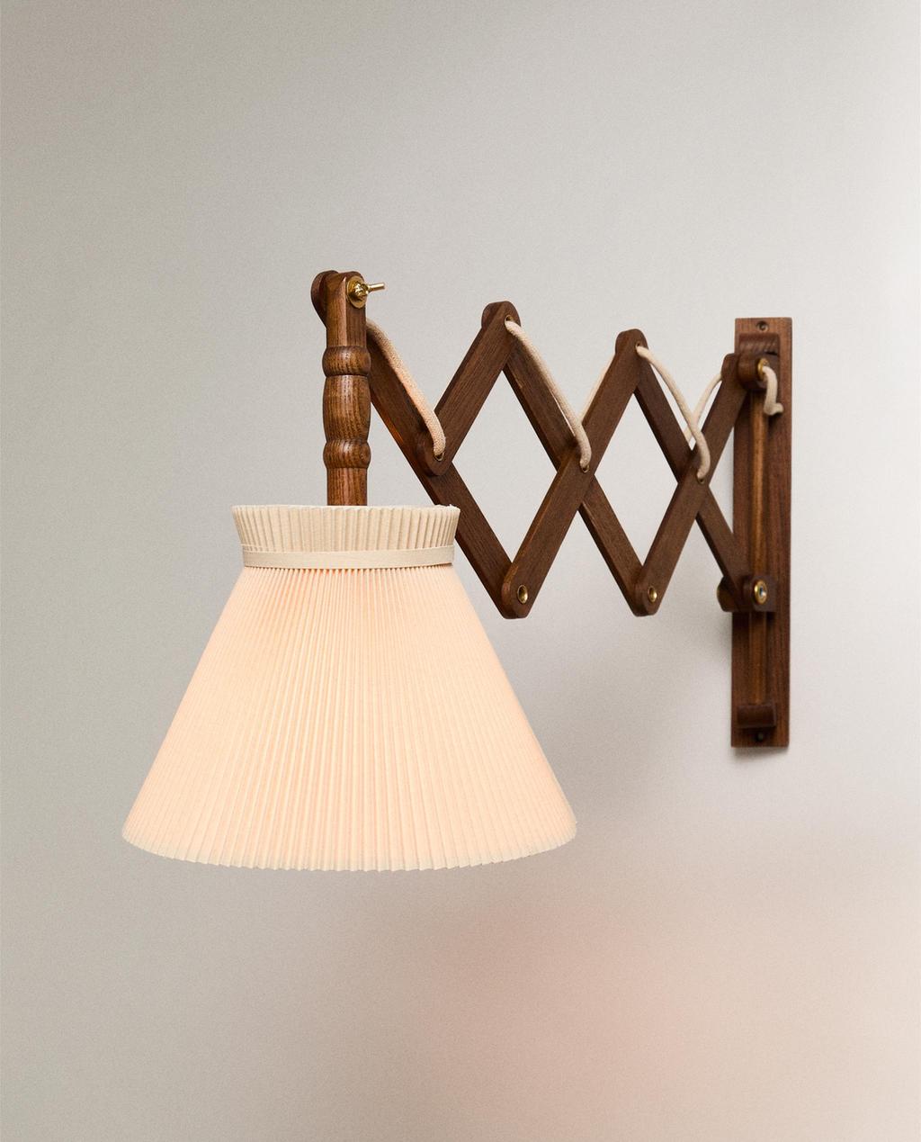 LAMP | WOODEN WALL LIGHT
