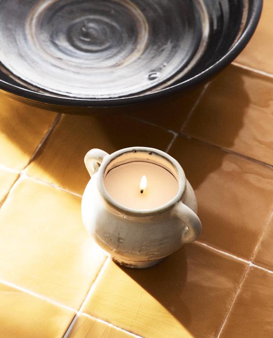 (170 G) LIGHT COTTON SCENTED CANDLE