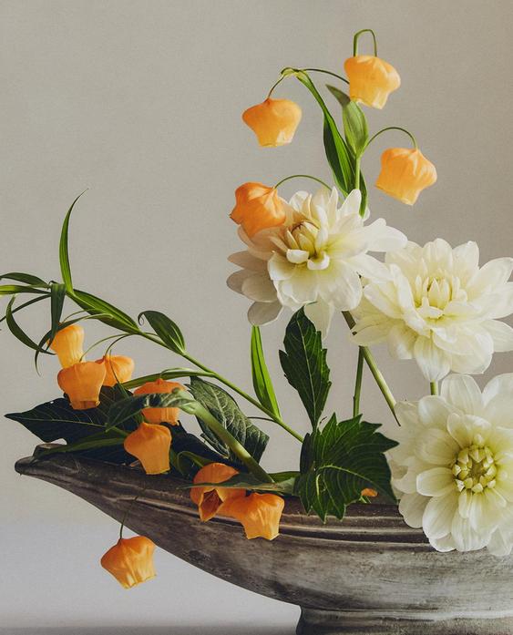 DECORATIVE CERAMIC BOWL