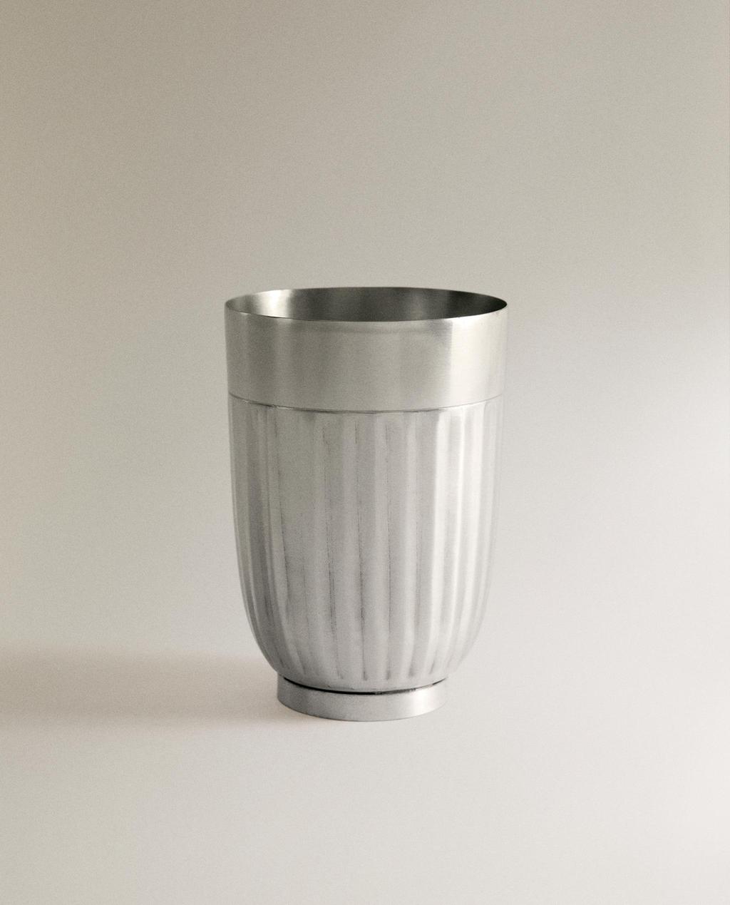 VERRE À DENTS MÉTAL ONDULÉ