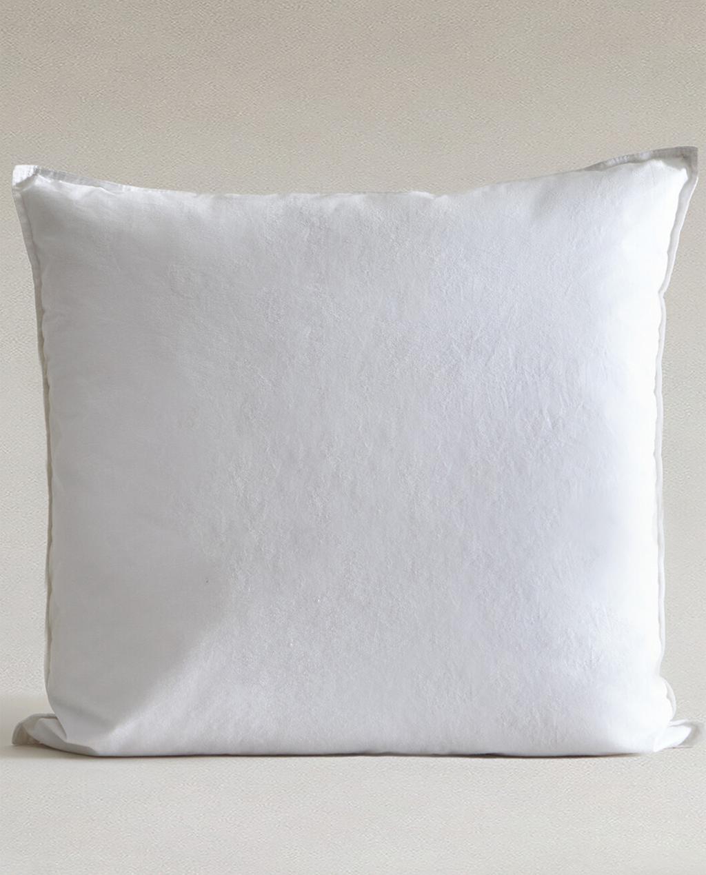 COUSSIN DE GARNISSAGE MICROFIBRE