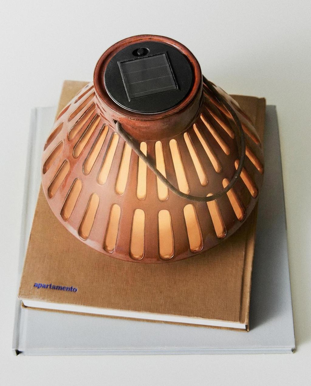 SOLAR-WINDLICHT AUS KERAMIK