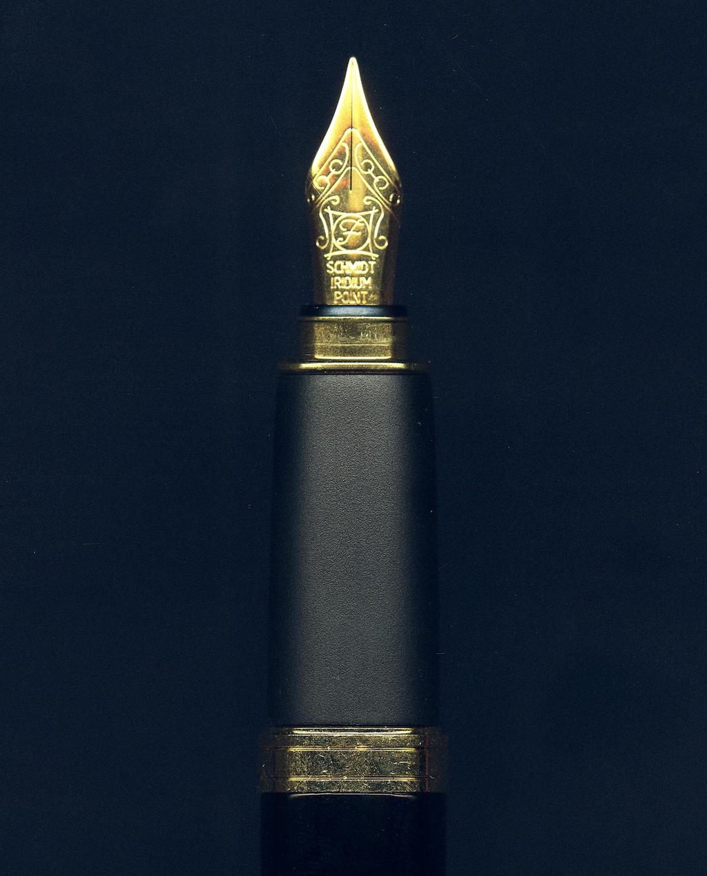 STYLO-PLUME OHTO ALUMINIUM ET LAITON