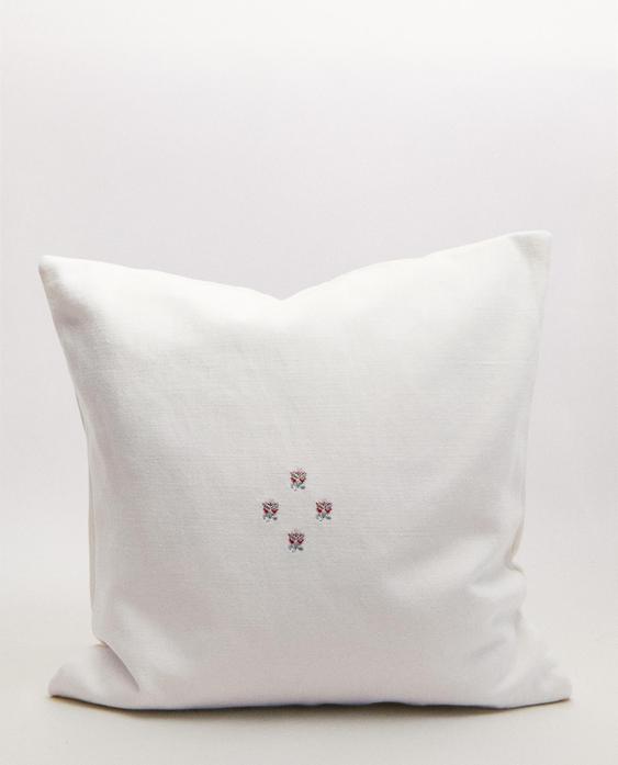 STRAWBERRY CUSHION COVER