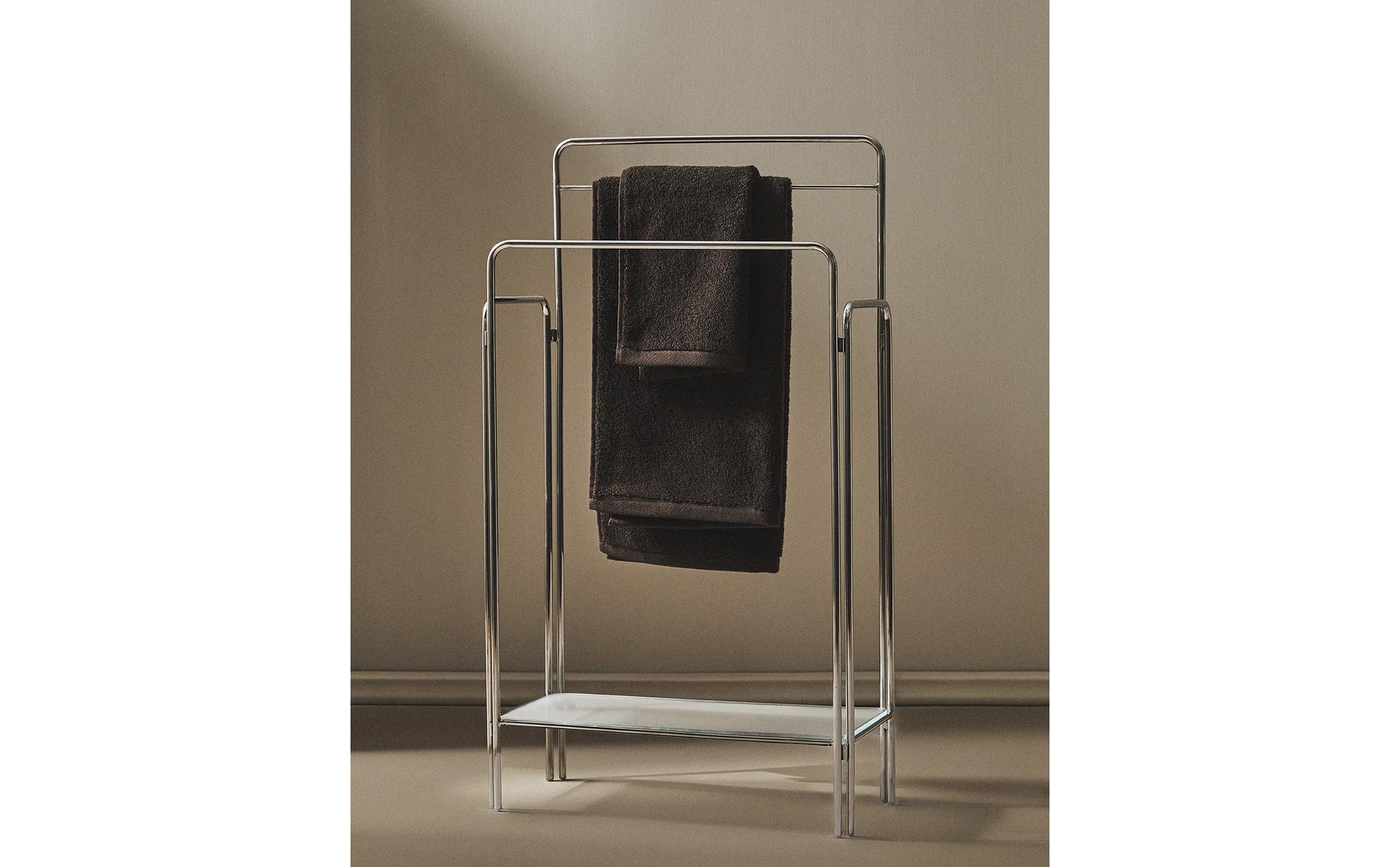 STEEL AND GLASS TOWEL RACK