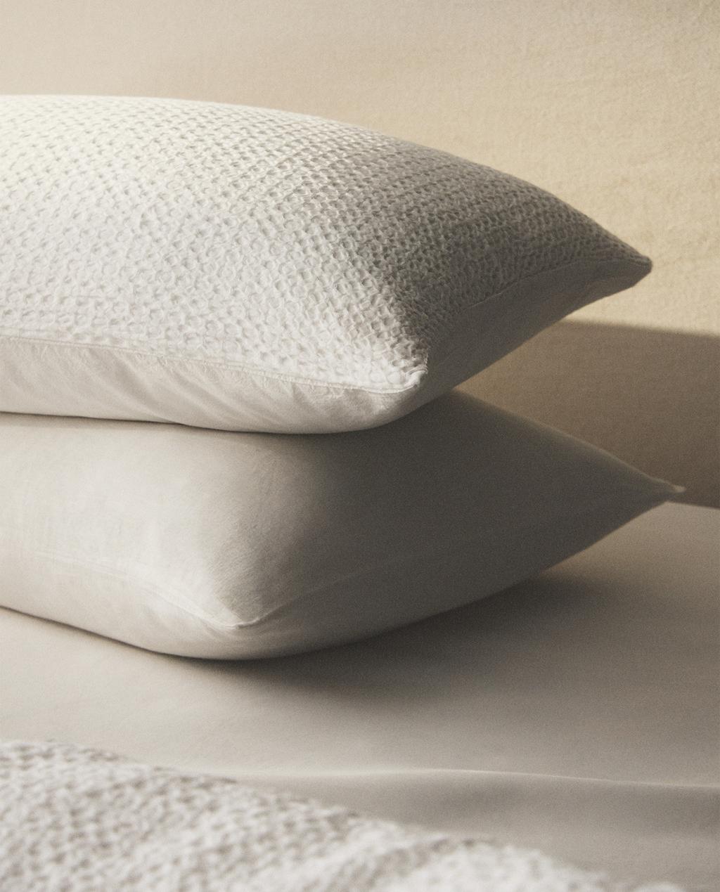 WAFFLE-KNIT PILLOWCASE