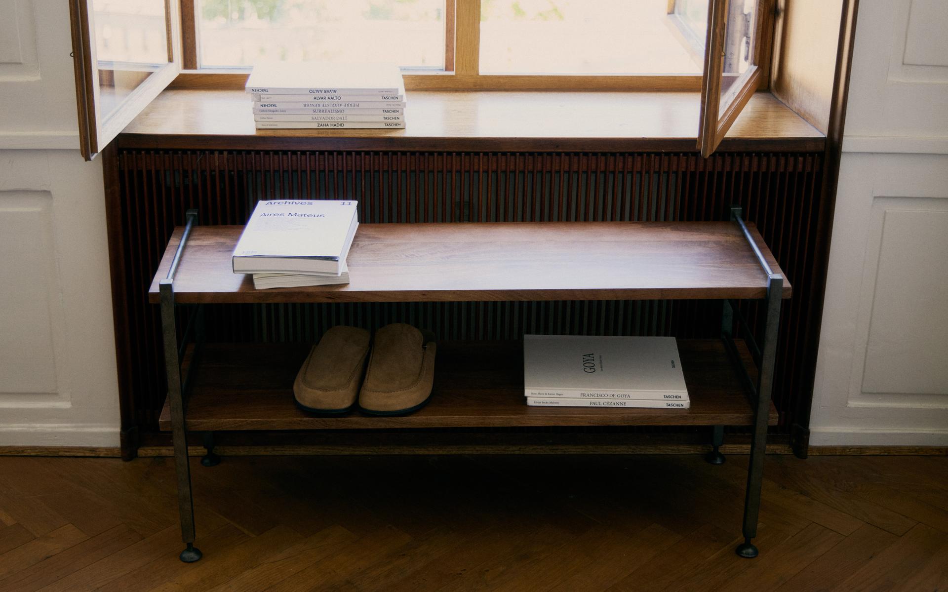 STEEL AND WOOD CONSOLE