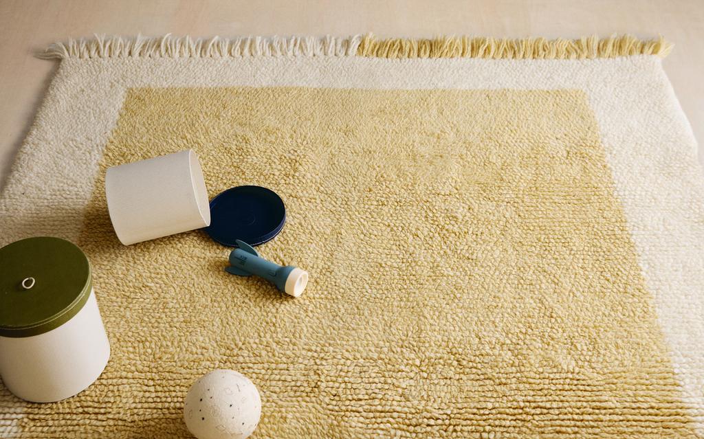 TAPIS EN LAINE